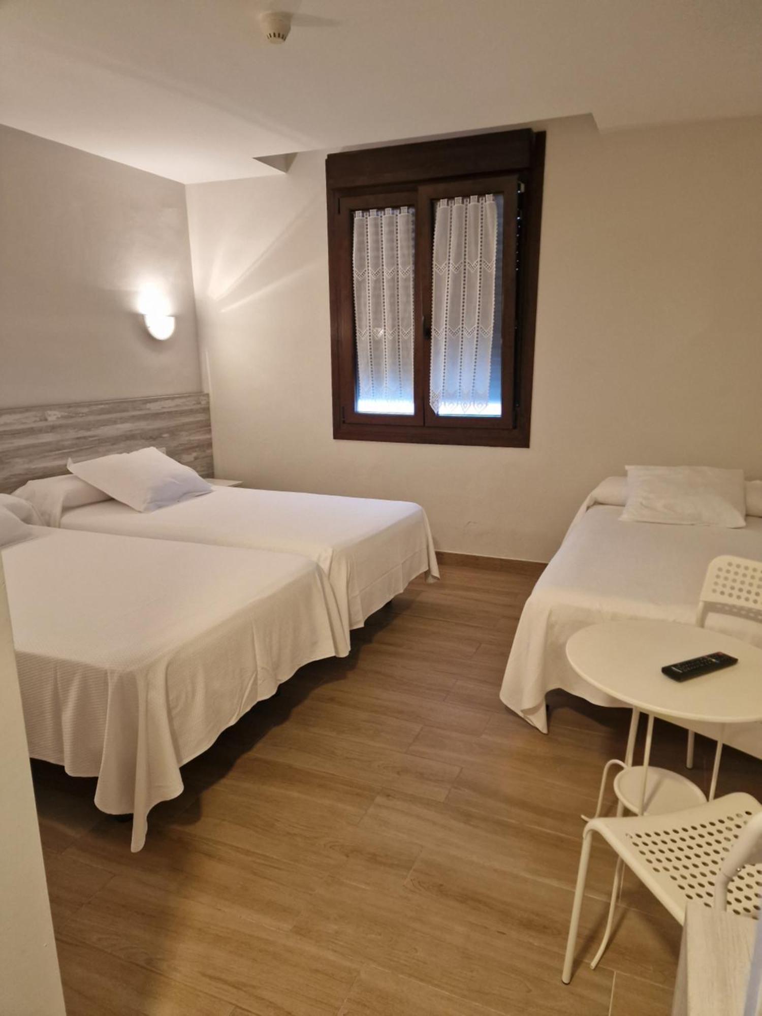 Hotel La Quinta Cue Ngoại thất bức ảnh